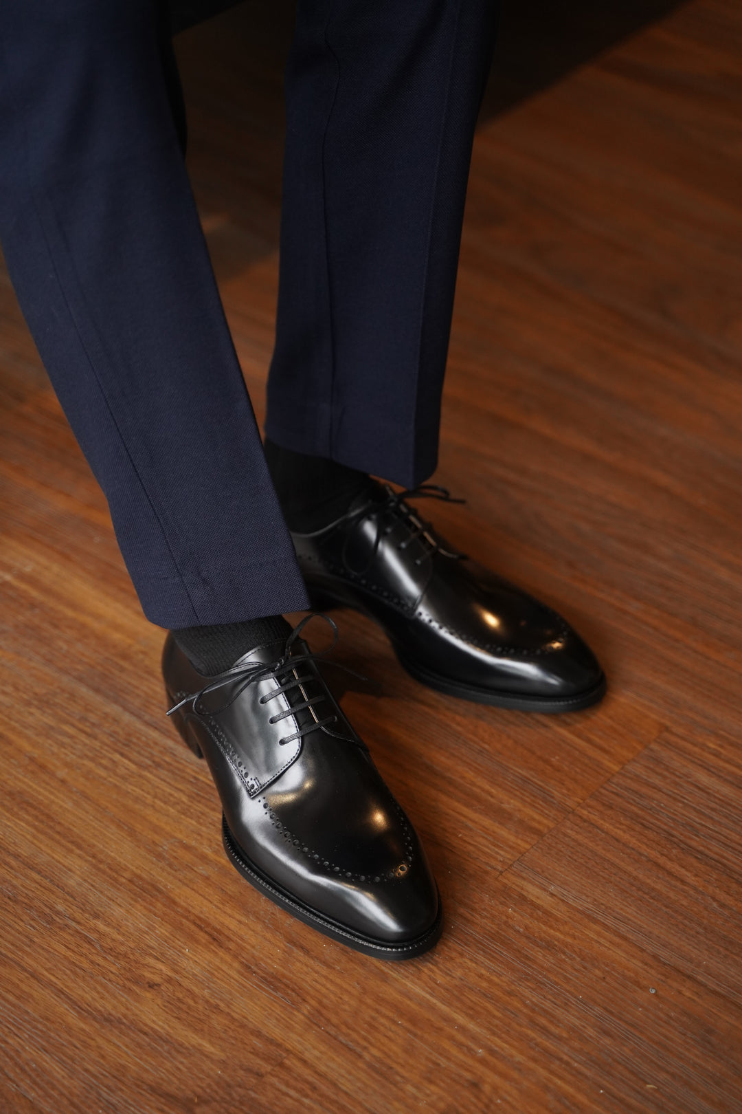 Western Shoes – Where Classic Craftsmanship Meets Modern Elegance.