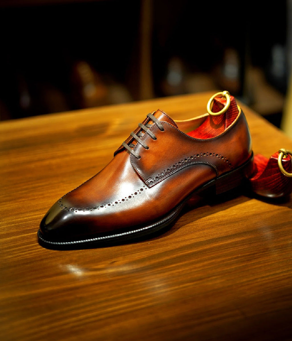 Western Shoes – Where Classic Craftsmanship Meets Modern Elegance.